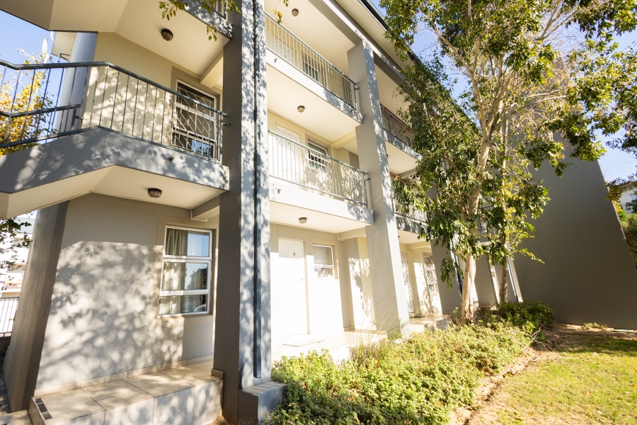 2 Bedroom Property for Sale in Buh Rein Estate Western Cape